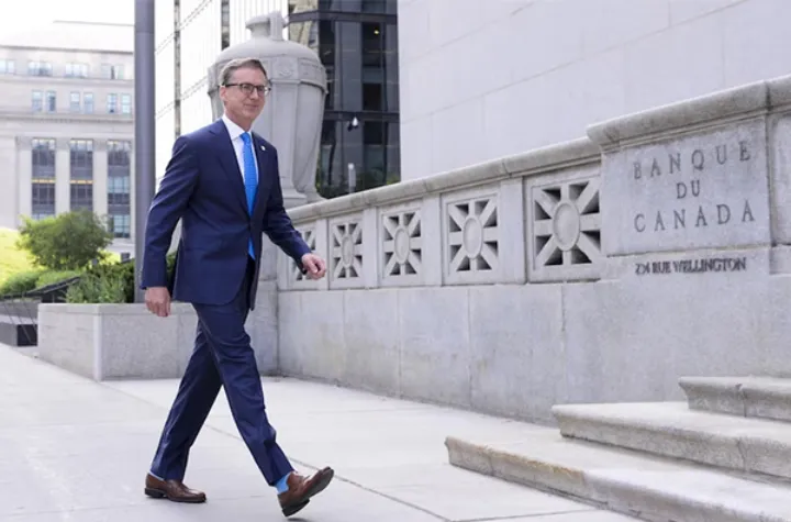 بانک کانادا پس از ۸ بار افزایش متوالی، این بار نرخ بهره خود را حفظ کرد